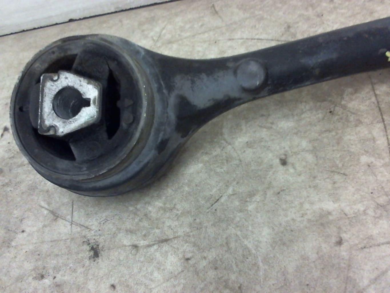 Braccio sospensione anteriore destro superiore BMW X3 E83 PHASE 1 Diésel - 1