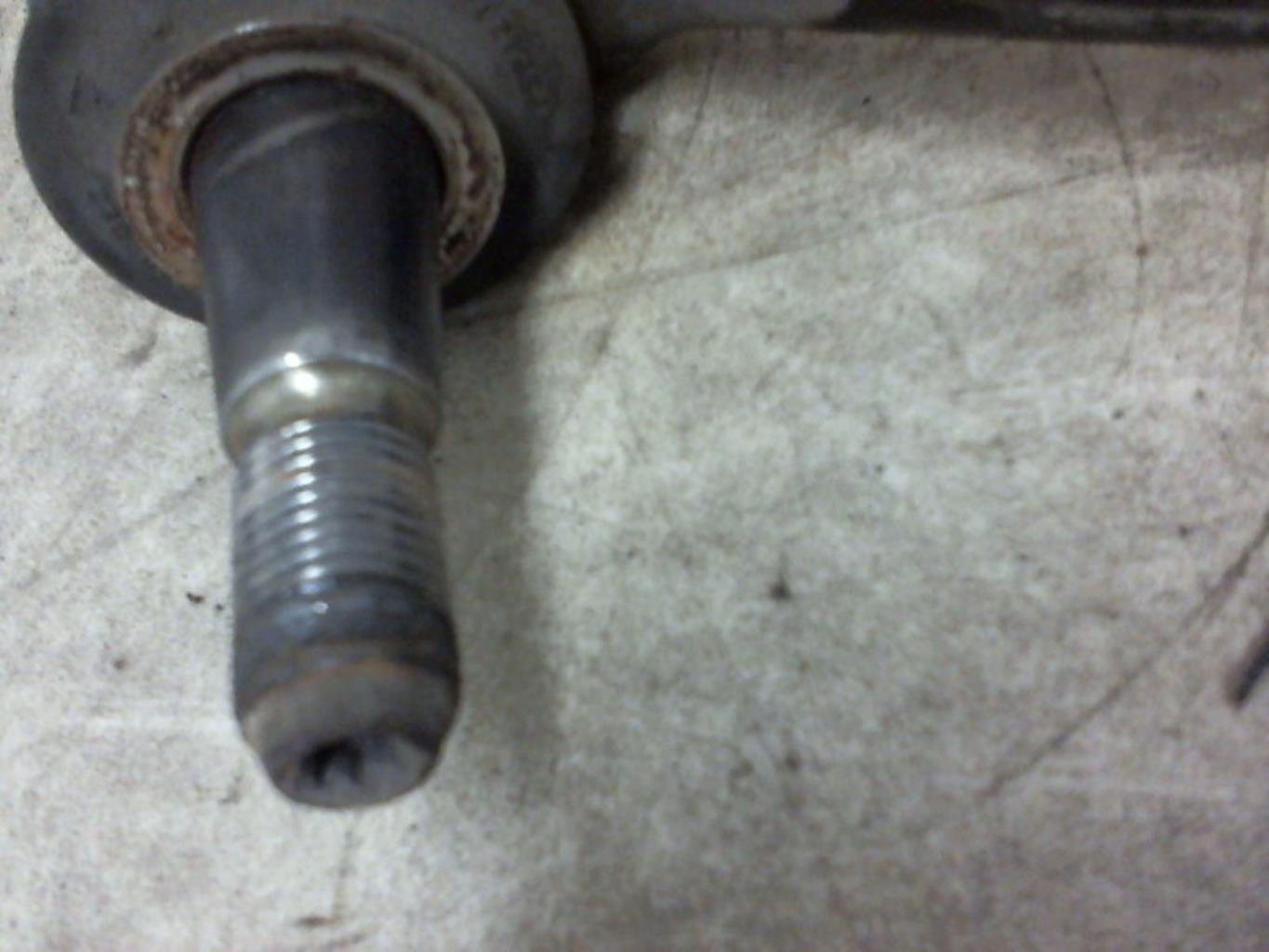Braccio sospensione anteriore destro superiore BMW X3 E83 PHASE 1 Diésel - 1