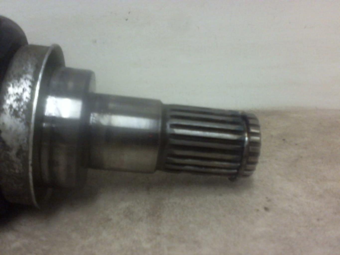 Giunto cardanico albero di trasmissione sinistro SUZUKI SPLASH Gasolina - 1