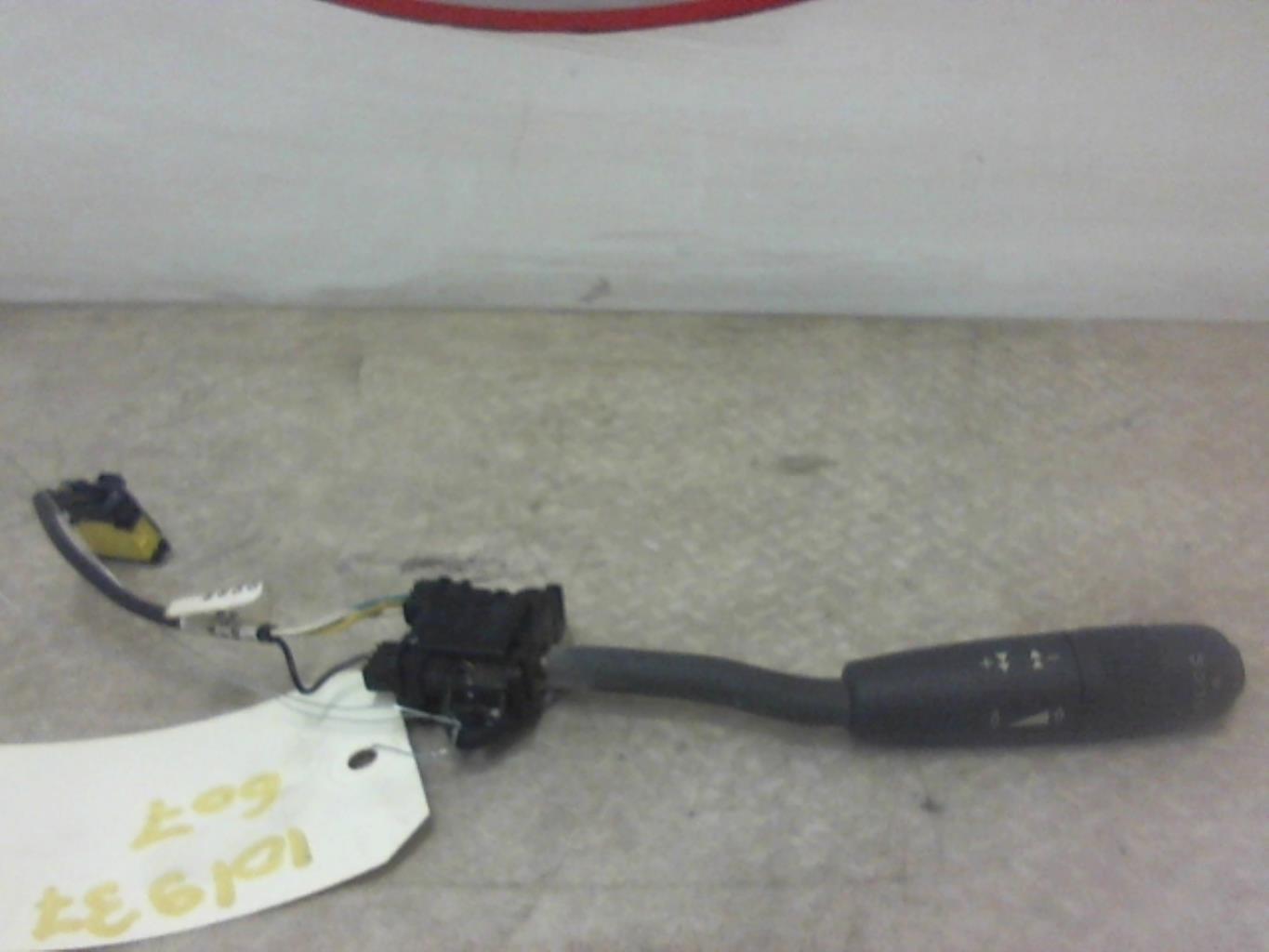 Commande autoradio PEUGEOT 607 PHASE 1 Essence - 1