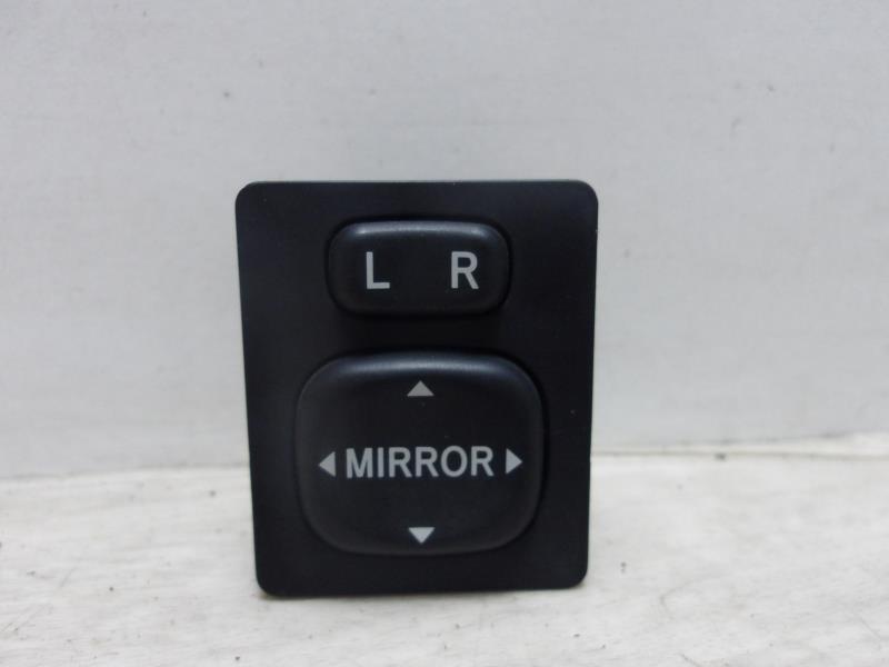 Commande retroviseurs TOYOTA COROLLA VERSO 2 PHASE 1 Diesel - 1