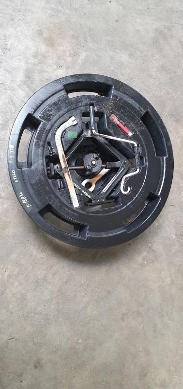 Cric (Ensemble depannage) FIAT STILO Diesel - 1