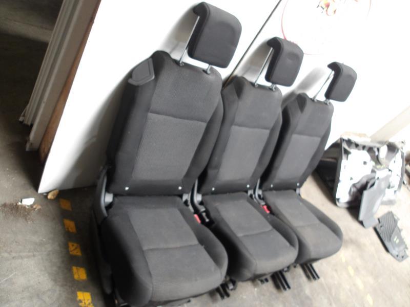 Interieur complet PEUGEOT 5008 1 PHASE 1 Diesel - 1