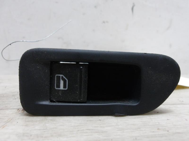 Interruttore lavacristalli posteriore sinistro VOLKSWAGEN GOLF 6 Diésel - 1