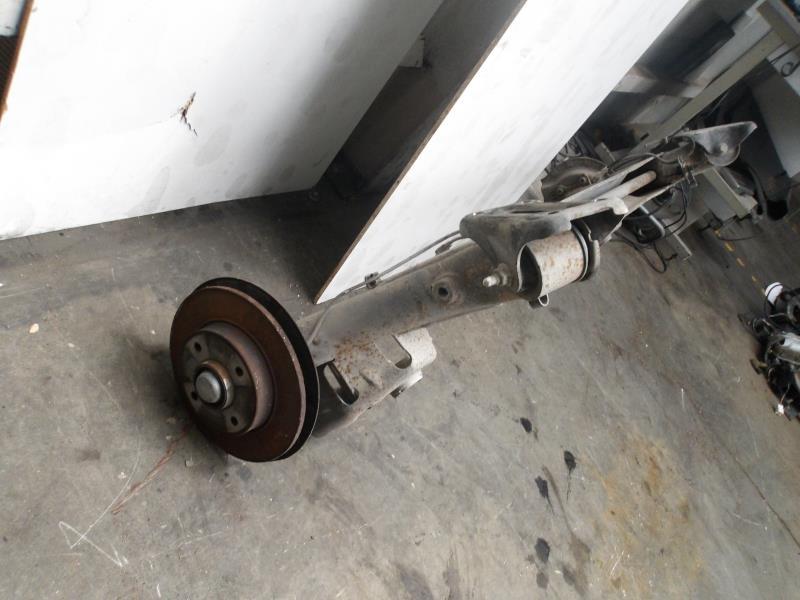 Train arriere complet PEUGEOT 307 PHASE 1 BREAK Diesel - 1