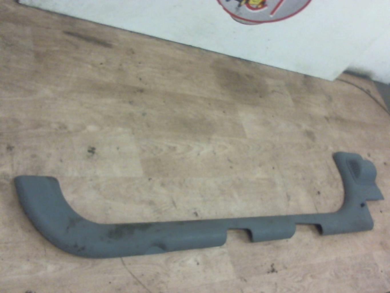 Bas de caisse droit RENAULT TWINGO 1 PHASE 3 Essence - 1