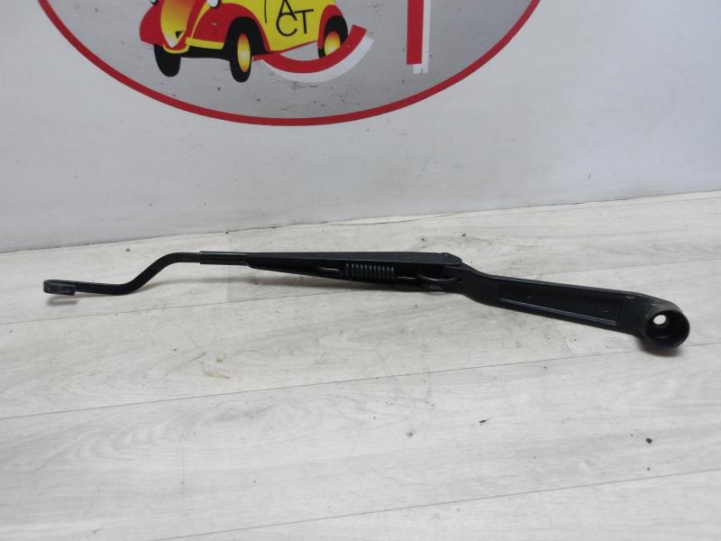 Braccio tergicristallo anteriore sinistro SUZUKI SWIFT 4 Diésel - 1