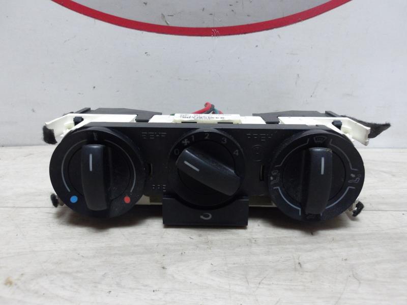 Commande chauffage VOLKSWAGEN FOX Essence - 1
