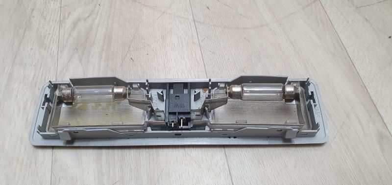 Eclairage de plafonnier BMW SERIE 5 E39 PHASE 2 Essence - 1