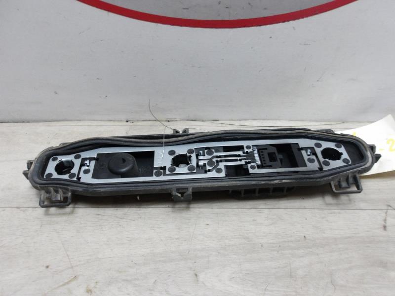 Base portalampade fanale posteriore destro RENAULT KANGOO 2 PHASE 1 Diésel - 1