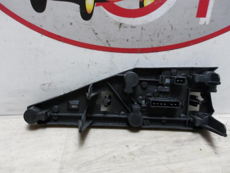 Base portalampade fanale posteriore sinistro PEUGEOT 406 COUPE Gasolina - 1