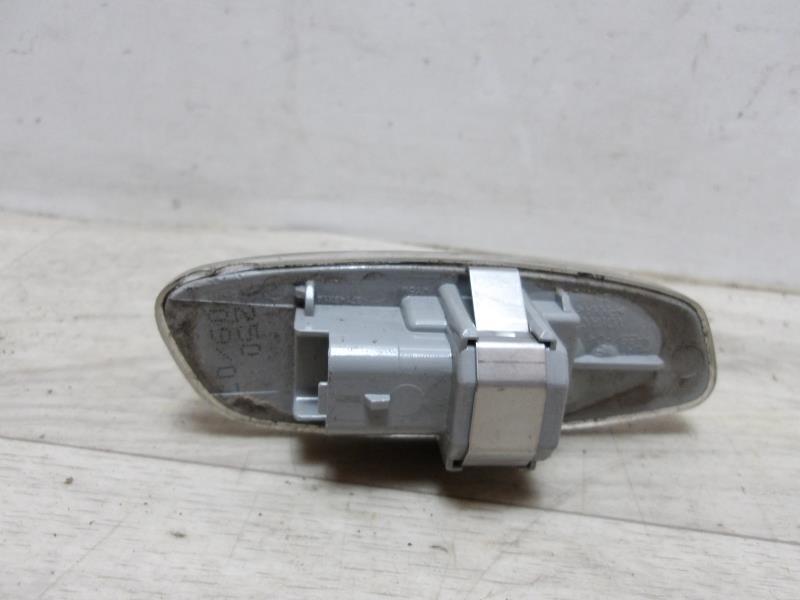 Ripetitore lampeggiante anteriore sinistro (Luci) PEUGEOT 207 PHASE 1 Diésel - 1