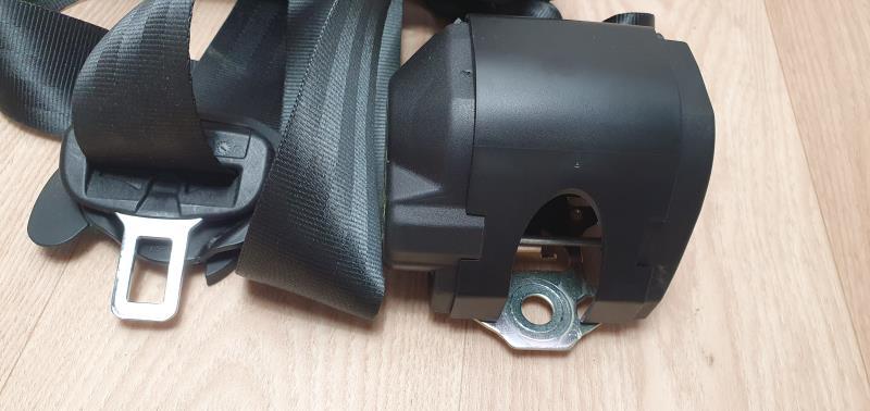 Cintura di sicurezza posteriore sinistra VOLKSWAGEN POLO 5 PHASE 1 Diésel - 1