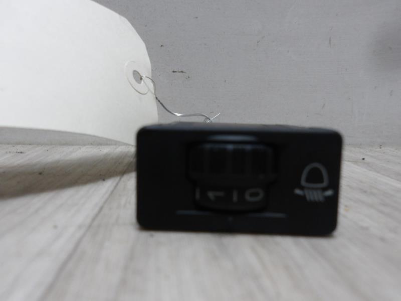 Commande de reglage hauteur de phare PEUGEOT 1007 Diesel - 1