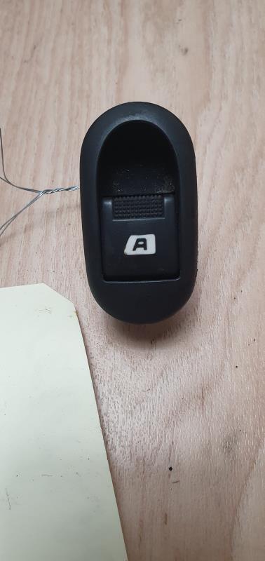 Interruttore alzacristalli PEUGEOT 1007 Diésel - 1