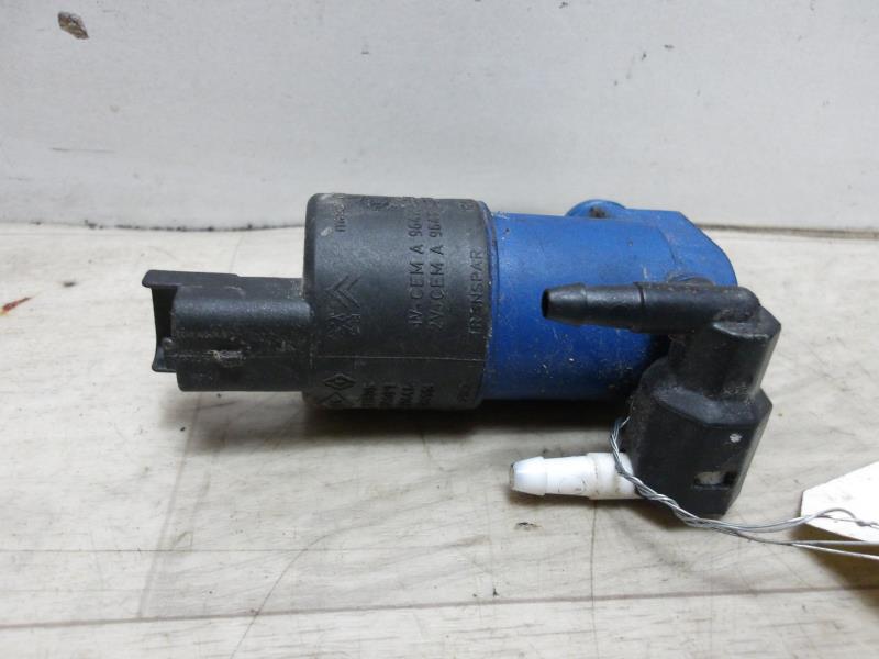 Pompa lavacristalli anteriore RENAULT CLIO 3 PHASE 1 Gasolina - 1