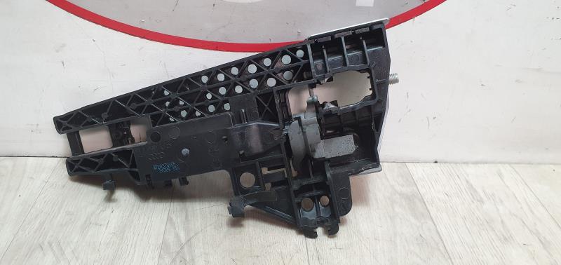 Support poignee porte avant droite AUDI A1 1 S1 PHASE 2 Essence - 1