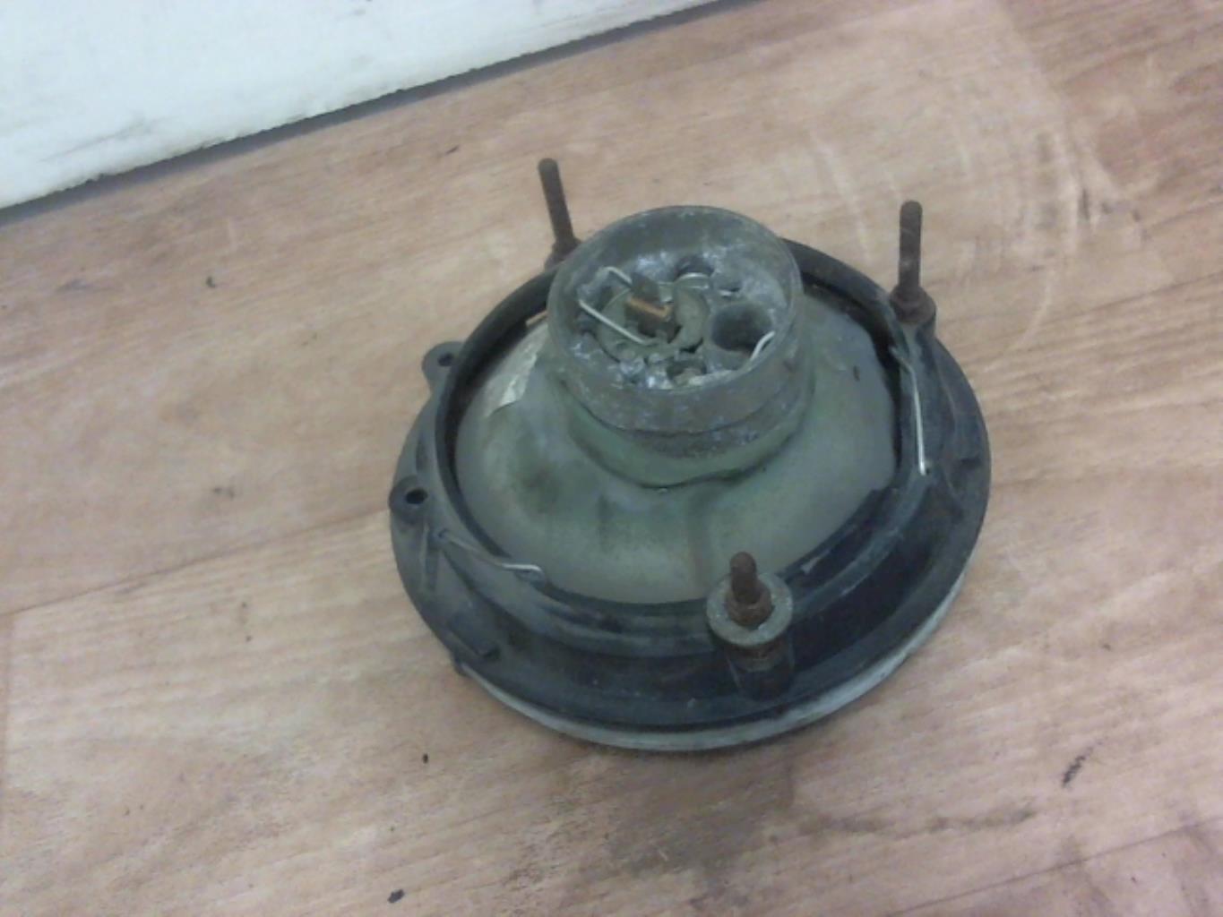 Anti brouillard gauche (feux) BMW SERIE 3 E30  - 1