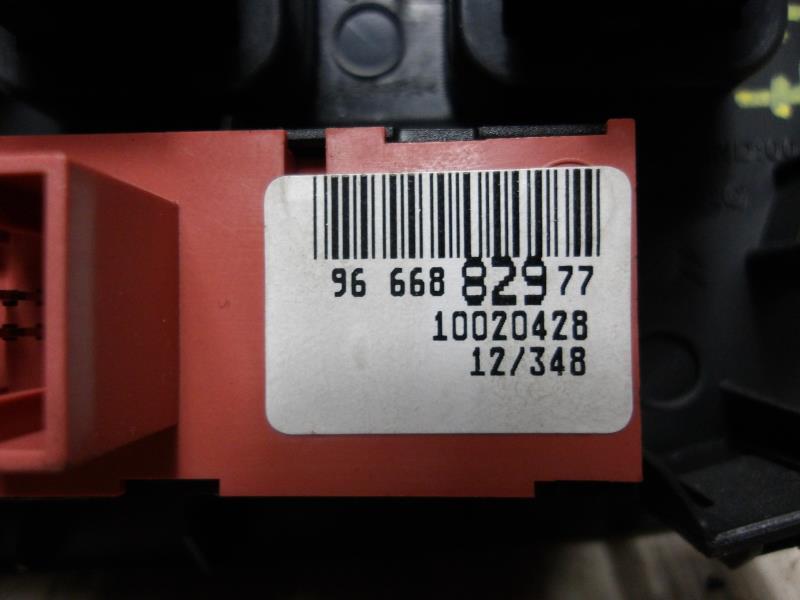 Bouton/Interrupteur CITROEN C4 2 PHASE 1 Diesel - 1