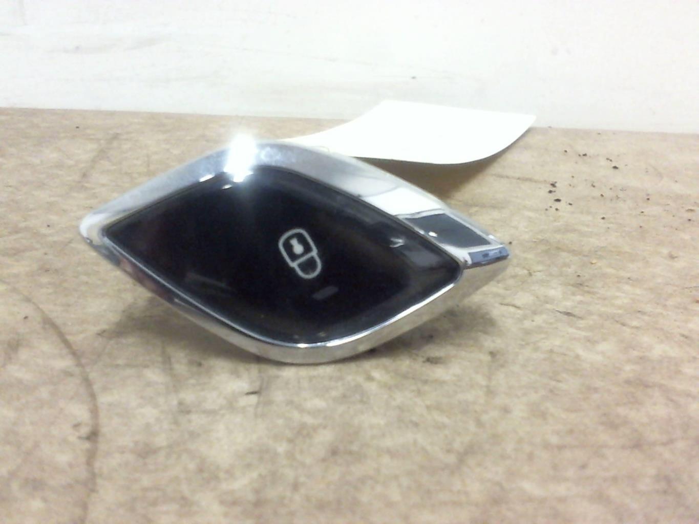 Bouton/Interrupteur CITROEN DS3 PHASE 1  - 1