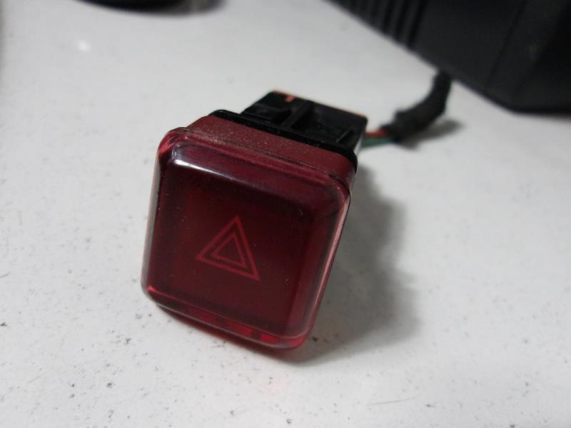 Bouton de warning CITROEN C3 PICASSO PHASE 1 Diesel - 1