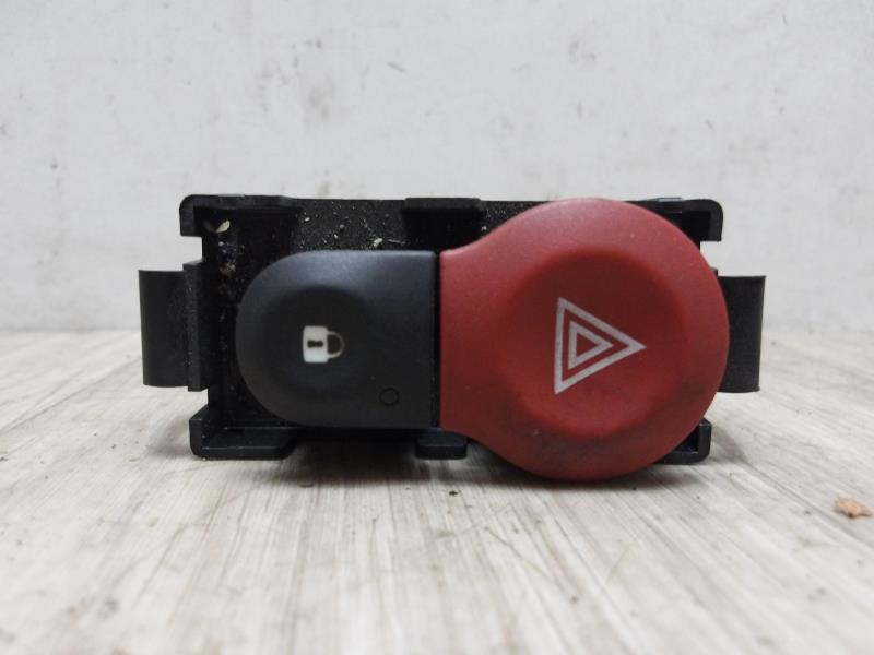 Bouton de warning RENAULT KANGOO 2 PHASE 2 Diesel - 1