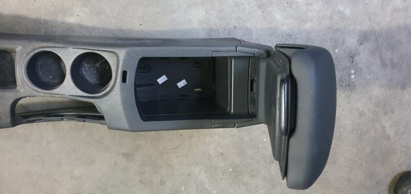 Console central (interieur plastique) CITROEN C4 2 PHASE 1 Diesel - 1