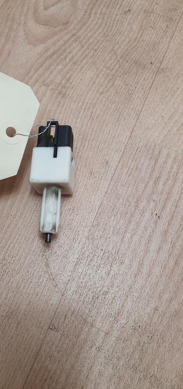 Contattore luce stop HONDA CIVIC 8 PHASE 2 Diésel - 1