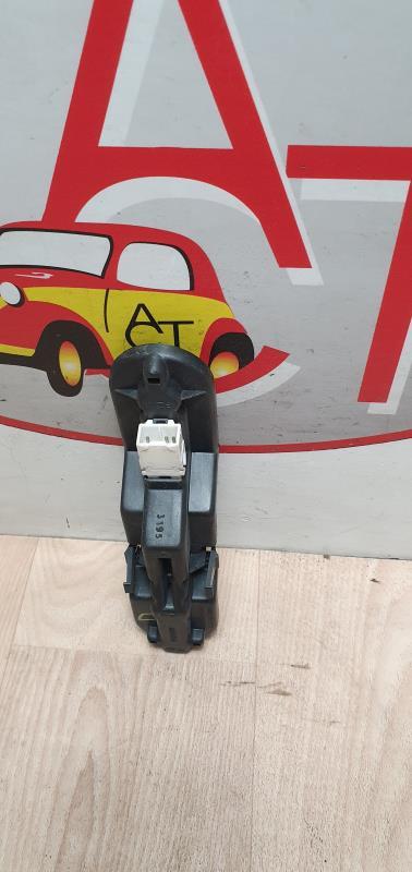 Base portalampade fanale posteriore destro NISSAN SERENA 1  - 1
