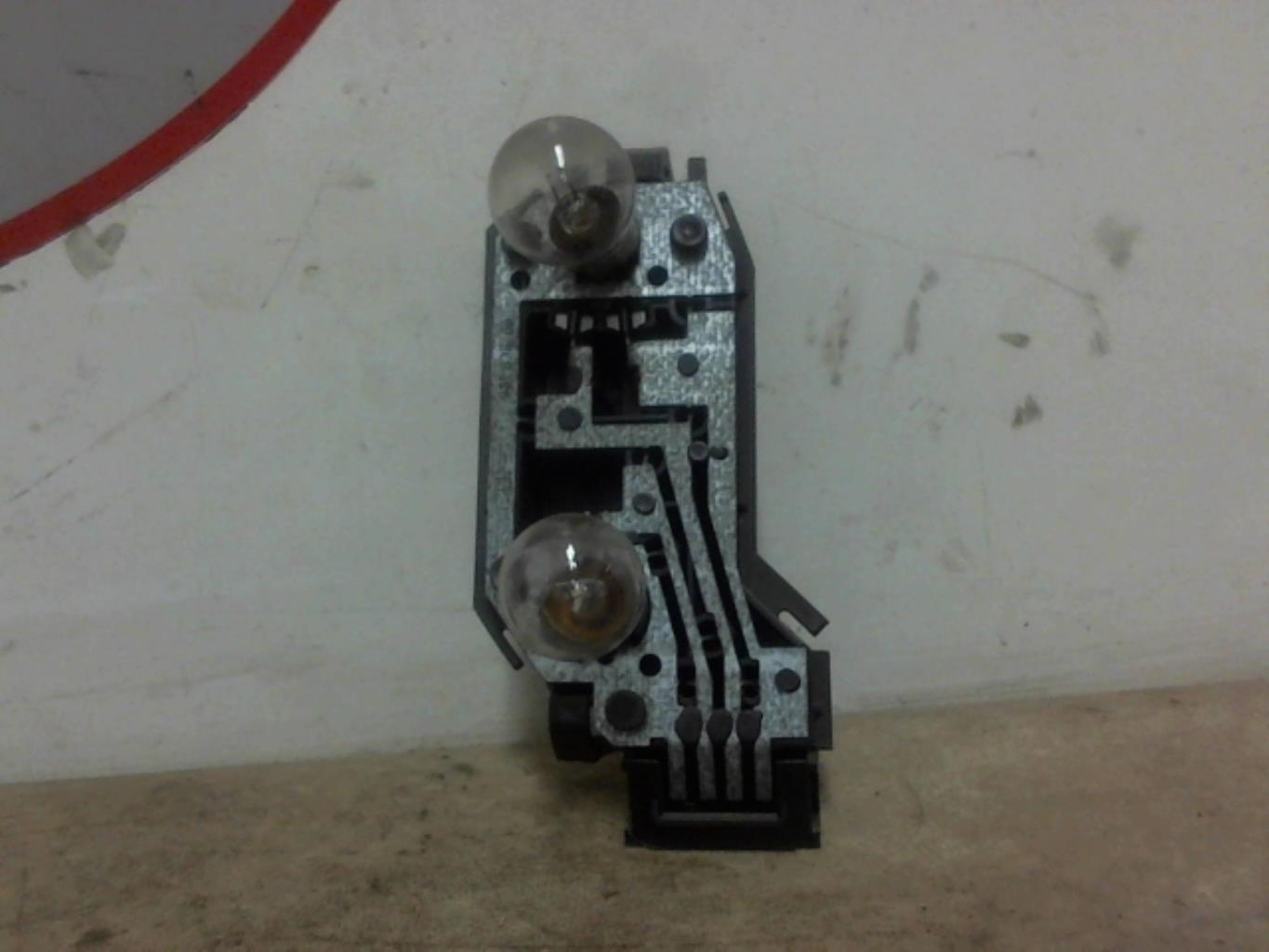 Base portalampade fanale posteriore destro SEAT TOLEDO 1  - 1