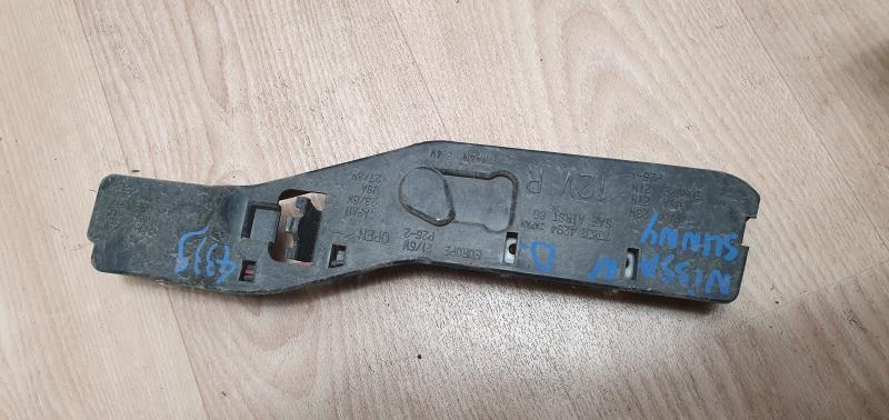 Base portalampade fanale posteriore destro NISSAN SUNNY 1  - 1