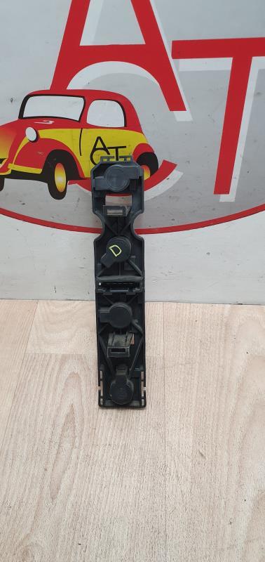 Base portalampade fanale posteriore destro SEAT INCA  - 1