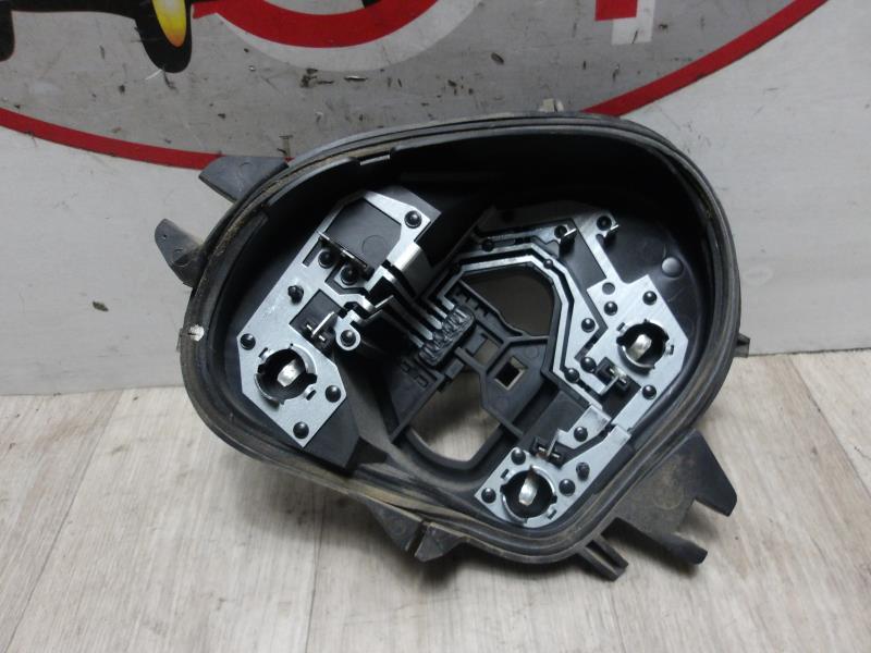 Base portalampade fanale posteriore destro PEUGEOT 208 1 PHASE 1 Diésel - 1