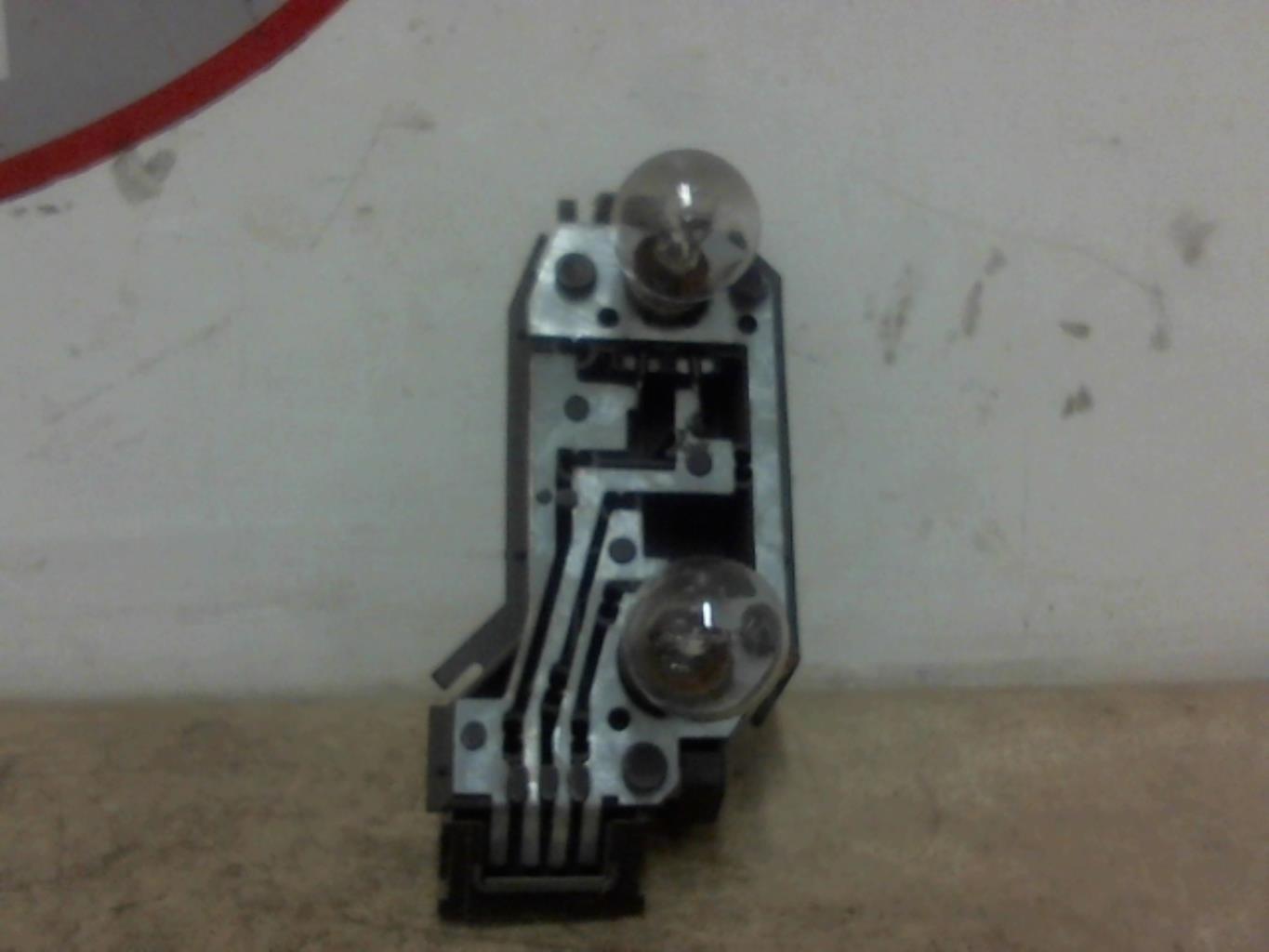 Base portalampade fanale posteriore sinistro SEAT TOLEDO 1  - 1