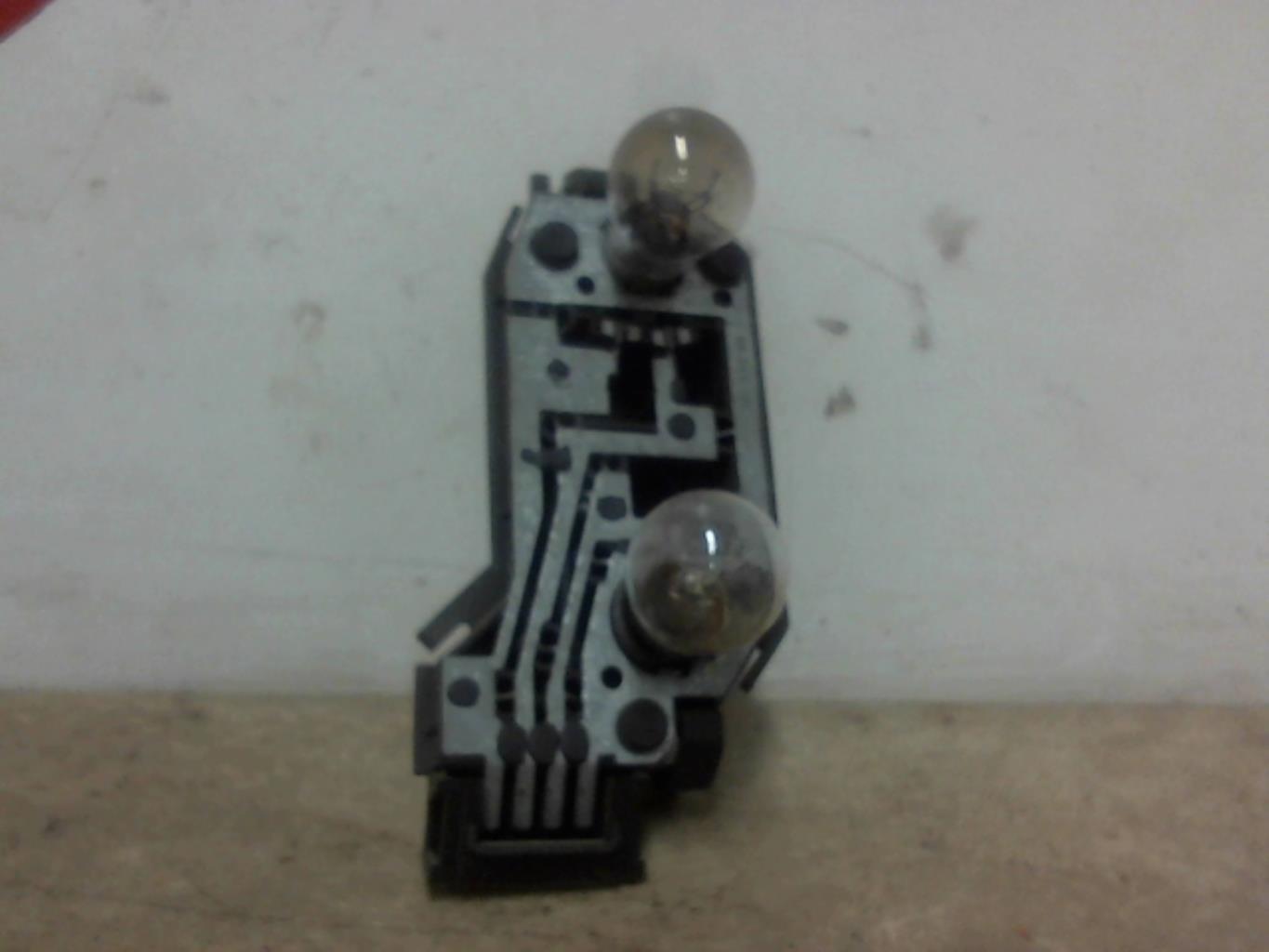 Base portalampade fanale posteriore sinistro SEAT TOLEDO 1  - 1