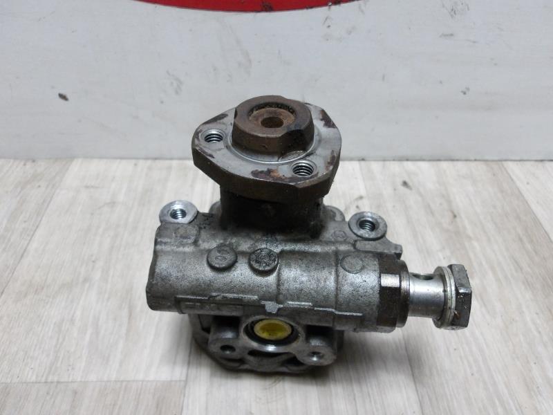 Pompe de direction VOLKSWAGEN GOLF 4 Essence - 1