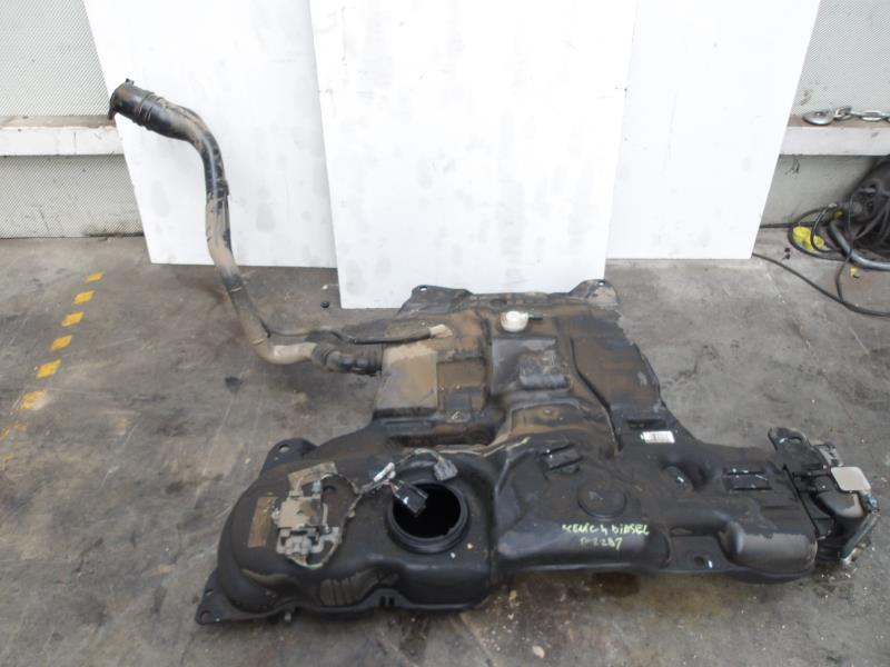 Reservoir RENAULT SCENIC 4 Diesel - 1
