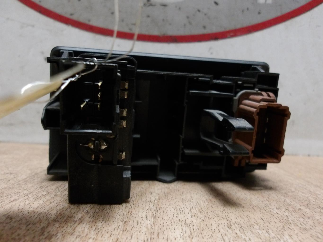 Commande de reglage hauteur de phare RENAULT KANGOO 2 PHASE 2  - 1