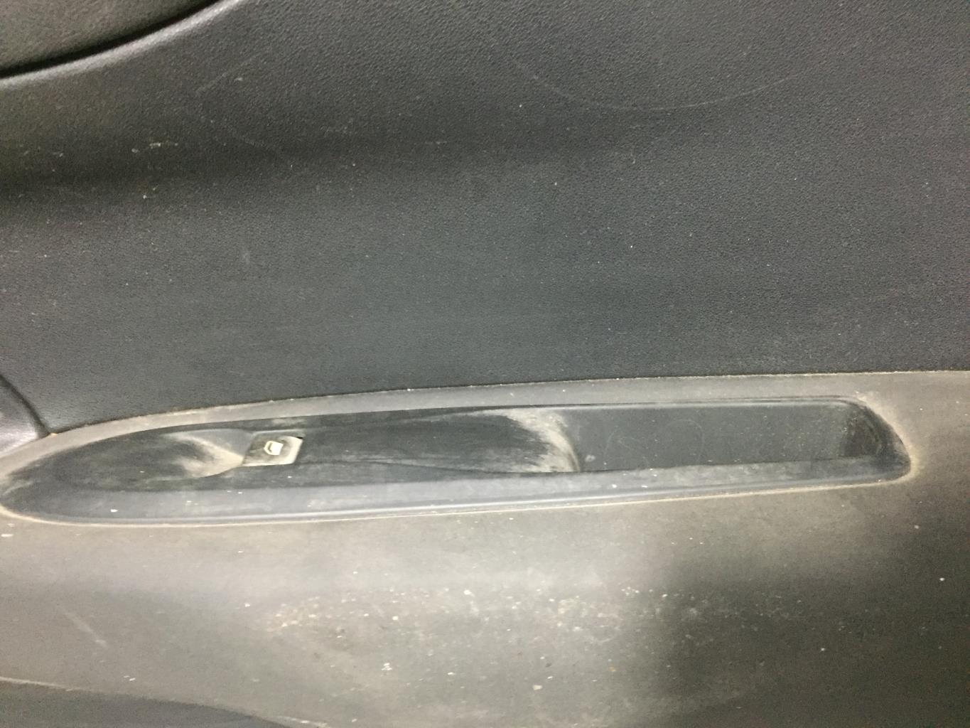 Panel de puerta delantera derecha CITROEN C4 2  - 1