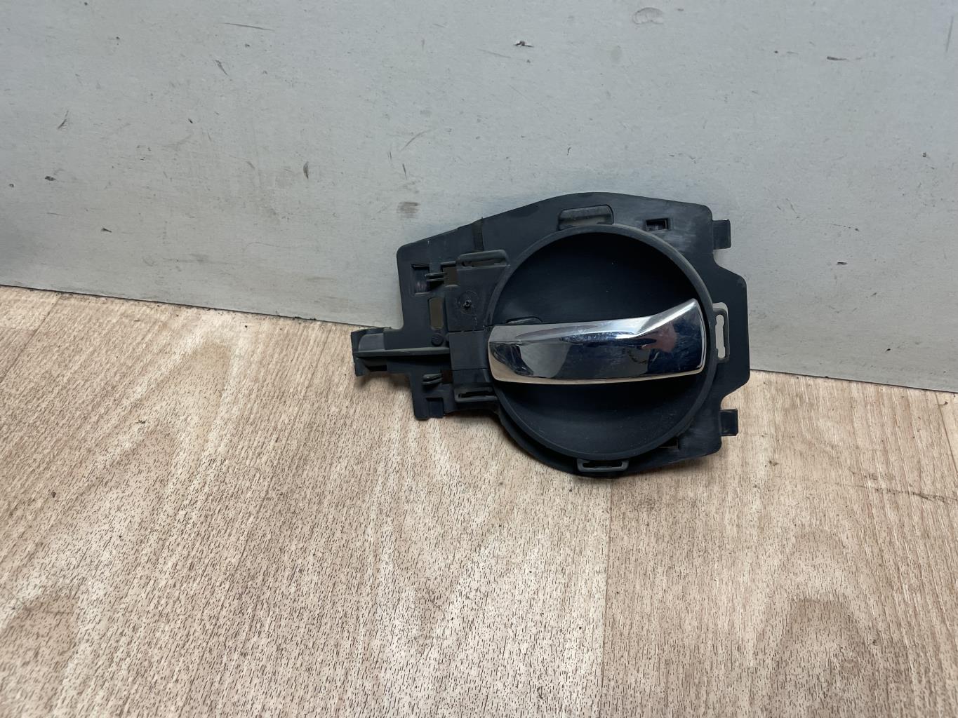Maniglia interna anteriore sinistra CITROEN C2 PHASE 1 Diésel - 1