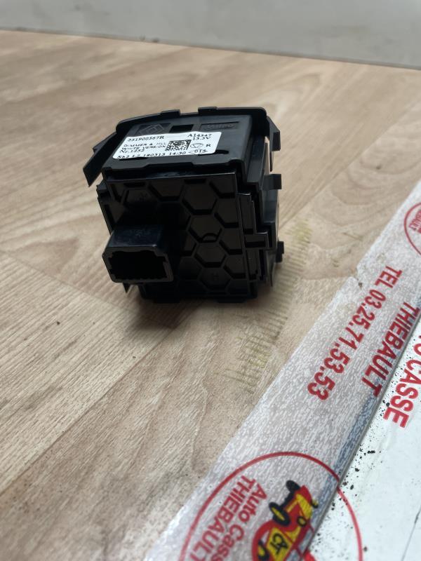 Commande de reglage hauteur de phare RENAULT CAPTUR 1 PHASE 2 Diesel - 1
