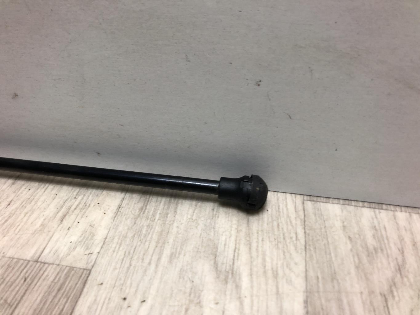 Verin de capot CITROEN C6 Diesel - 1