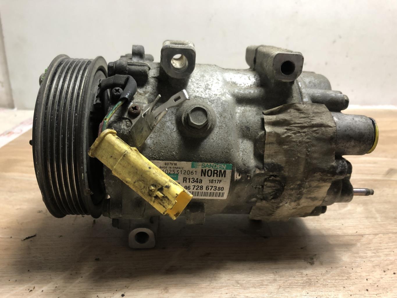 Compressore clima PEUGEOT EXPERT 2 Diésel - 1