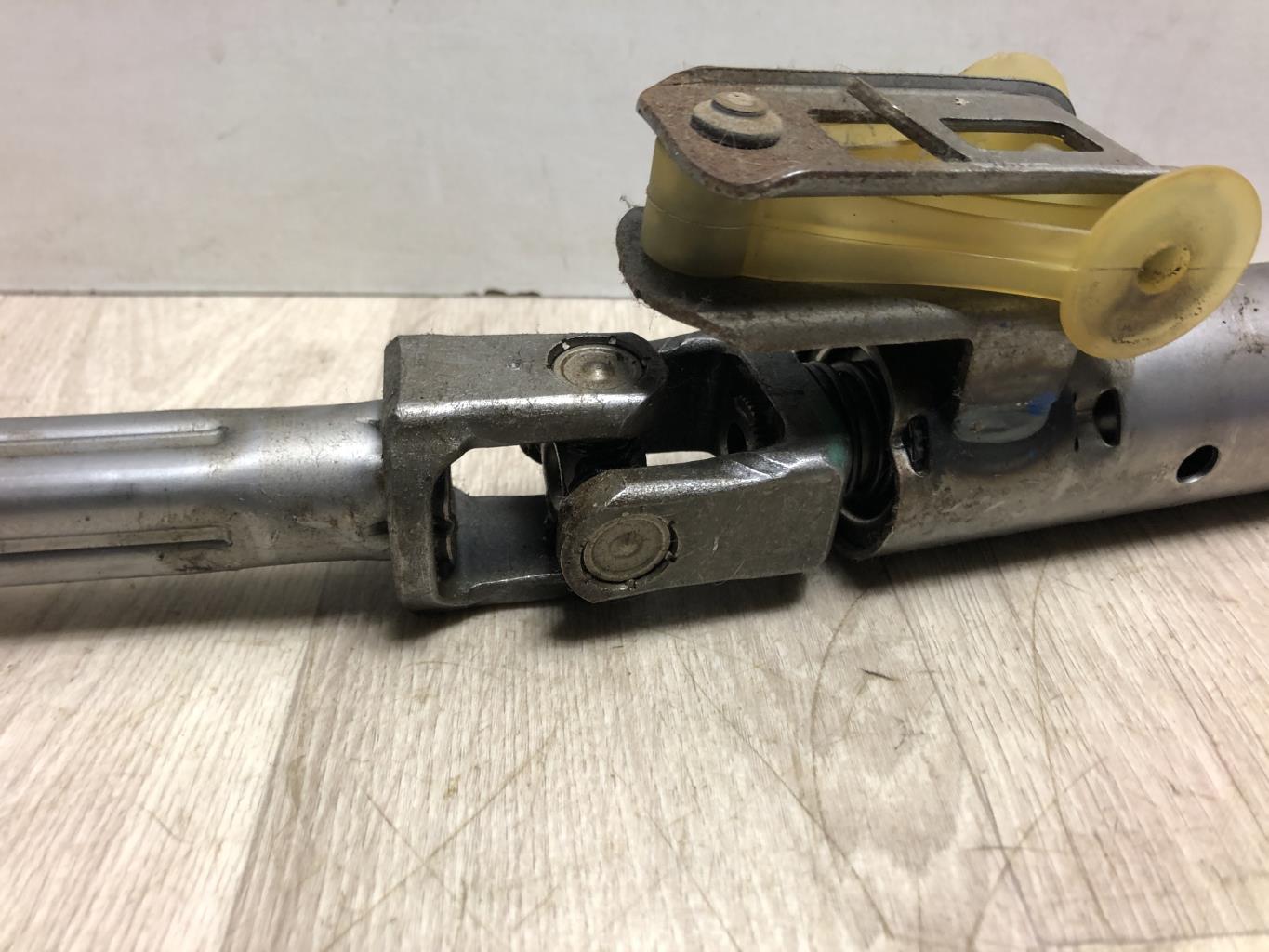 Cardan de direction VOLKSWAGEN GOLF 4 Diesel - 1