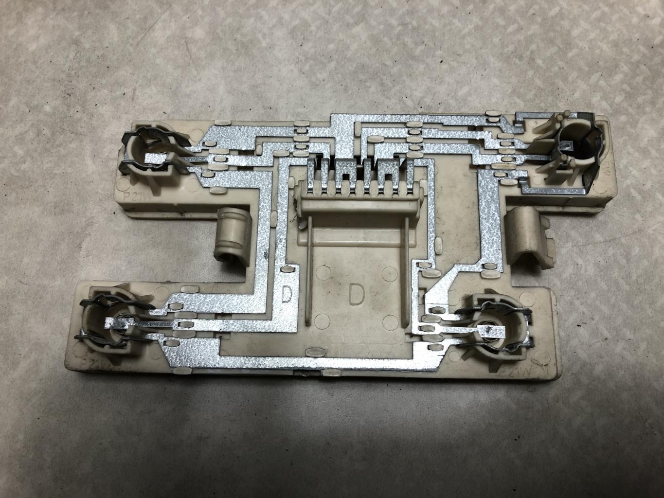 Base portalampade fanale posteriore destro RENAULT CLIO 1 PHASE 1 Gasolina - 1