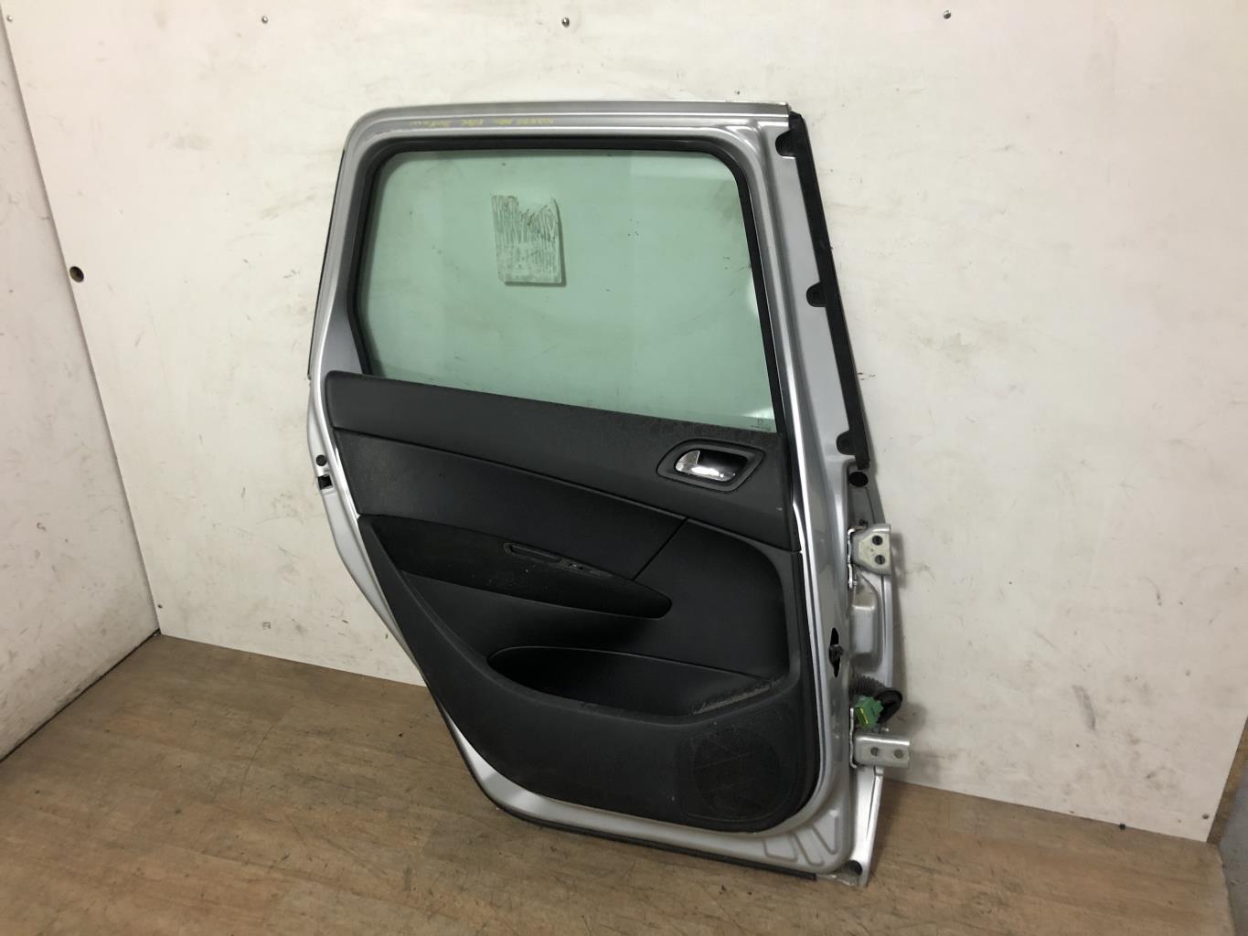 Portiera posteriore sinistra PEUGEOT 308 1 SW PHASE 1 BREAK Diésel - 1