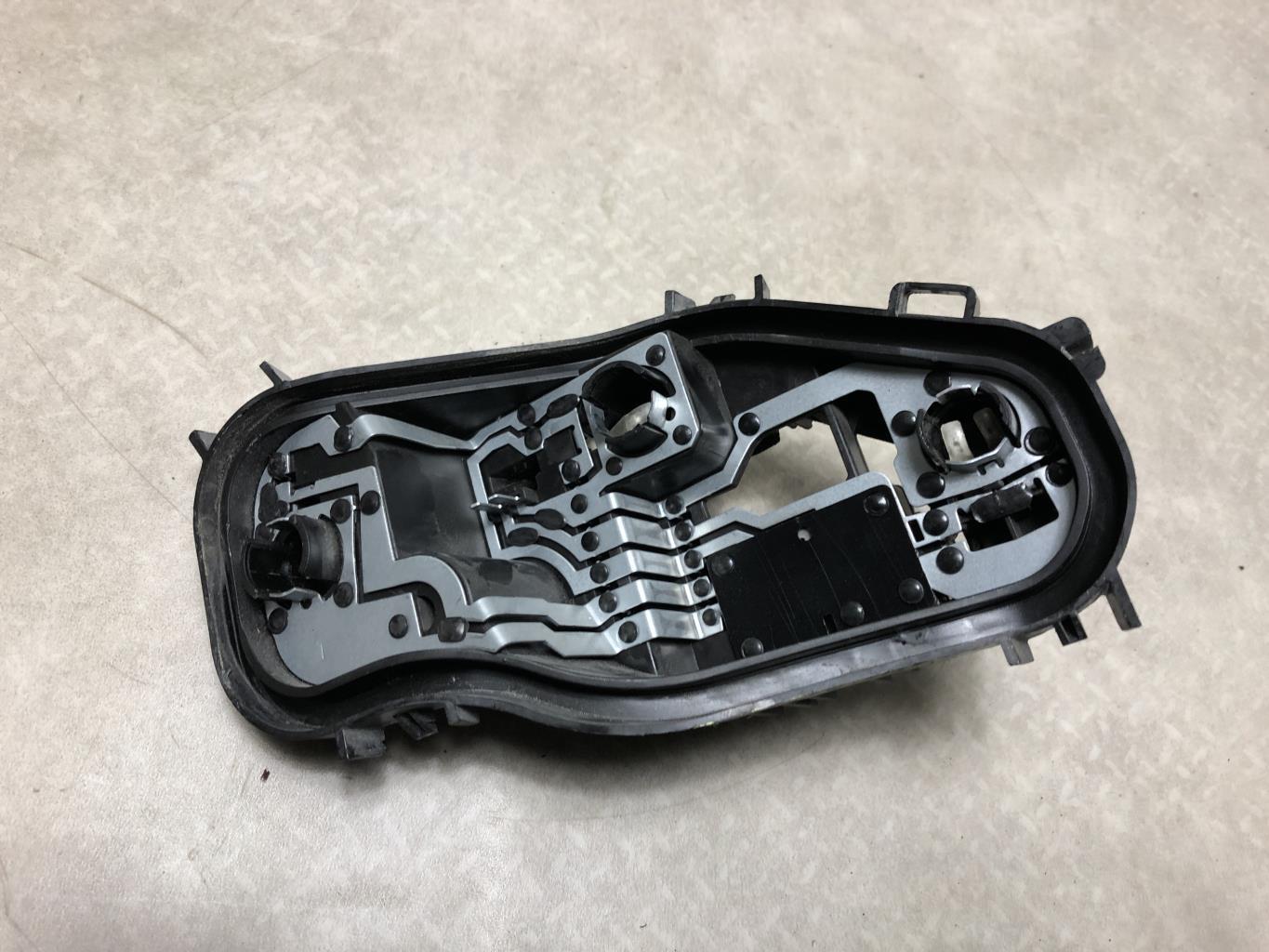 Base portalampade fanale posteriore sinistro RENAULT TWINGO 3 PHASE 1 Gasolina - 1