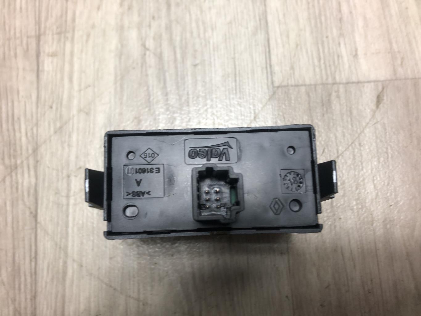 Bouton de warning RENAULT TWINGO 3 PHASE 1 Essence - 1