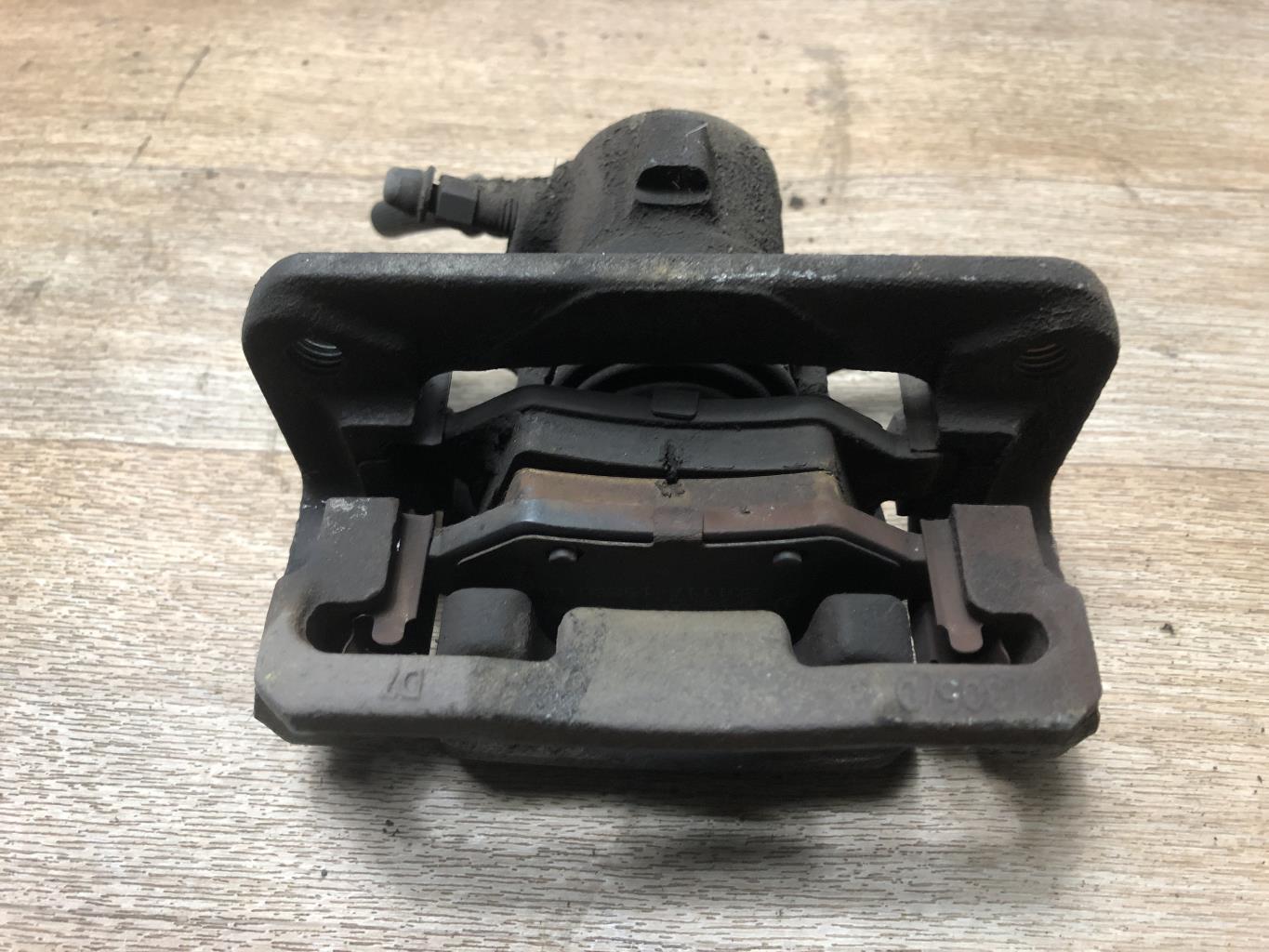 Pinza freni posteriore sinistra MERCEDES CLASSE B 245 PHASE 2 Diésel - 1
