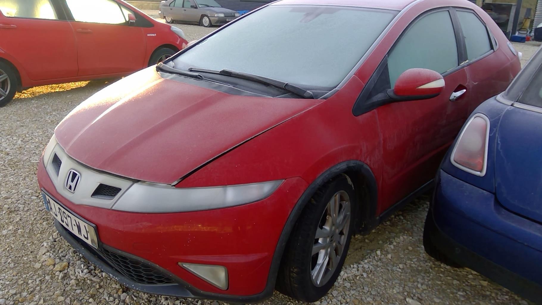 Serrure de coffre HONDA CIVIC 8 PHASE 2 Diesel - 1